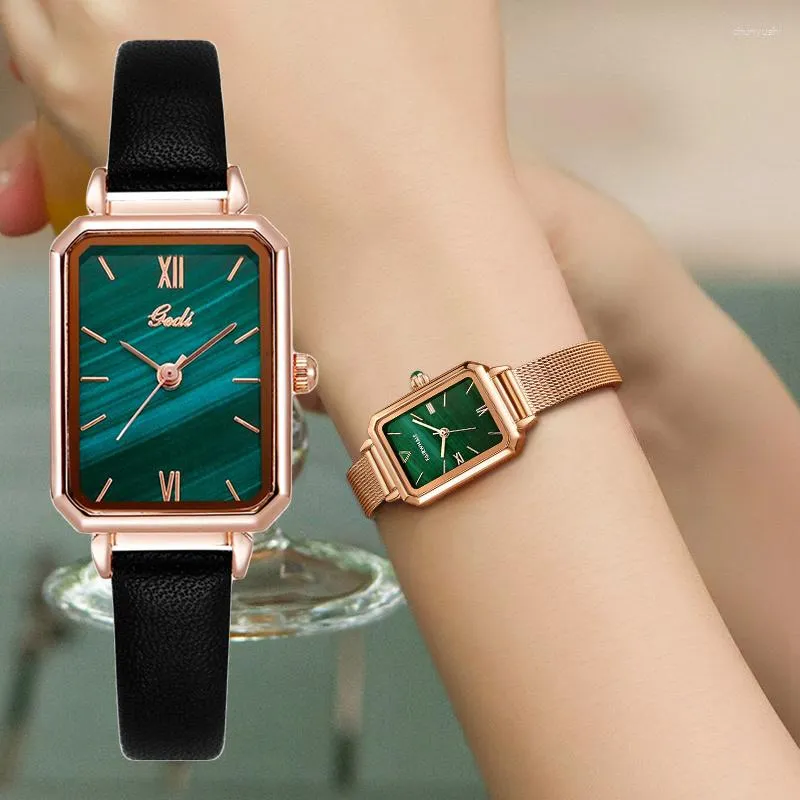 Нарученные часы Sdotter Luxury Green Watch Simple Fashion Ladies Originality Retro маленькая квадратная пластина водонепроницаемость Quartz Watc