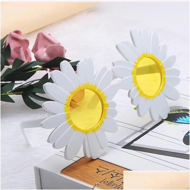 Other Event Party Supplies Creative Sunflower Eyeglasses Cosplay Glasses Funny For Hawaii Dancing Festival Decoration Products Girls Dhe7B