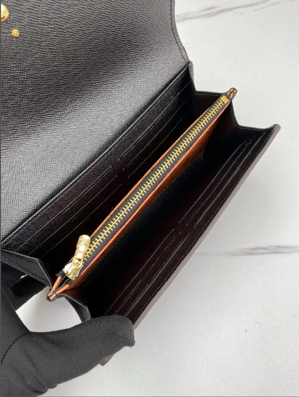 Mirror Quality Zippy Zip Coin Purse Wallet Genuine Leather Black Flower Womens Man Designer Key Pouch Card Holder Luxury Wallets Embossed CardHolder From 24 12 DHgate