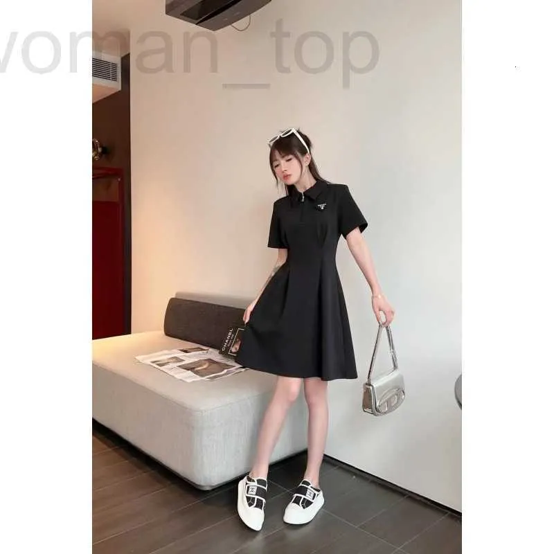 Basic & Casual Dresses Designer P Family 23 Spring/Summer New High Street Fashion 3D Triangle Decoration POLO Neck Short Sleeve Waist Slim Dress 8LB2