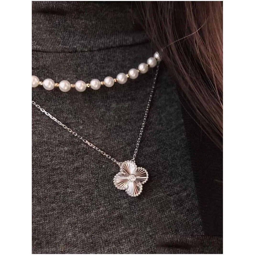 women silver laser clover pendant necklaces mother of pearl brand luxury classic christmas limited edition designer necklace choker chains jewelry