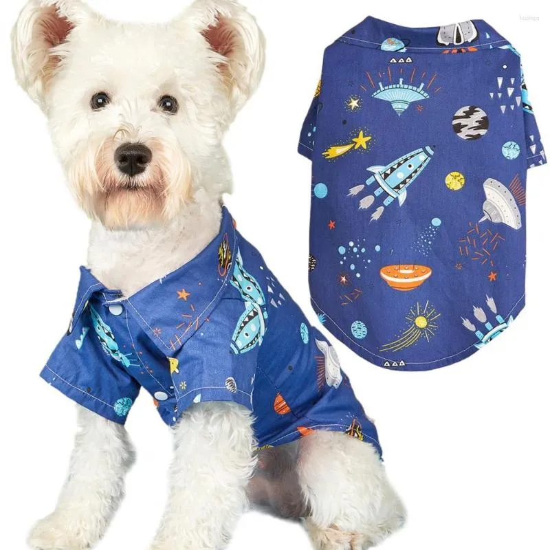 Vêtements pour chiens Chemise Revers Conception Fermeture à bouton Texture douce Espace Imprimé Chat de compagnie Chemisier à deux pattes Usage quotidien Tissu de refroidissement d'été