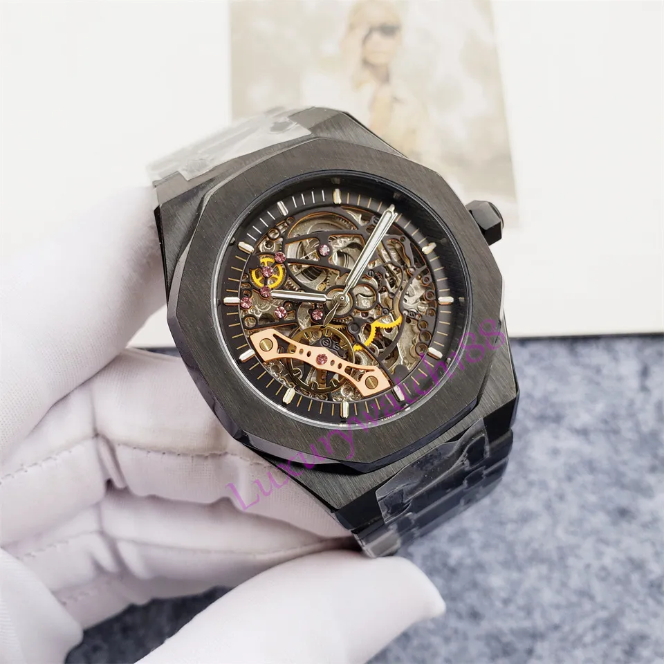 Herenhorloge ontwerper luxe automatisch uurwerk uurwerk display horloge van hoge kwaliteit maat 42MM roestvrij staal Transparant uurwerk Orologio. mode horloges