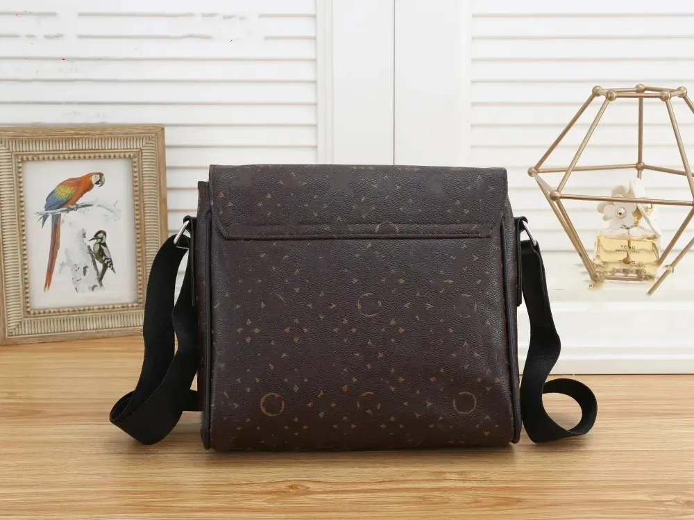 2023 Luxo TRIO Designer Bolsa Mensageiro Três Zonas Traveller Studio Lona Reversa Masculina Crossbody Moda Moda Masculina Bolsa de Ombro Carteira Simples e Generosa