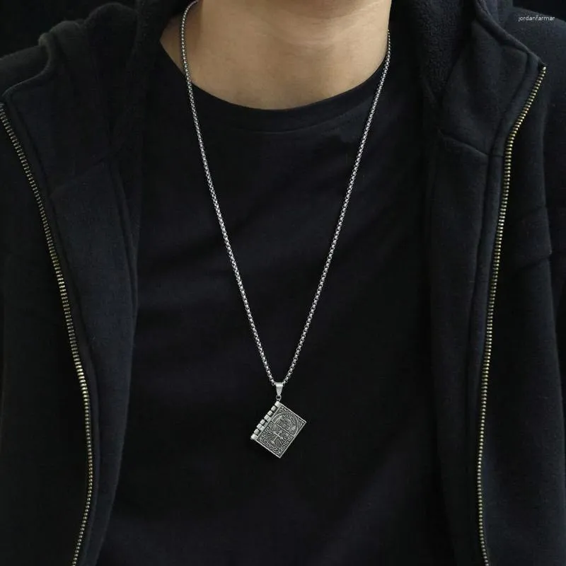 Kedjor Jialy European Fashion Punk Cross Book Charm Pendant rostfritt stål halsbandskedja för tjejpojke unisex smycken