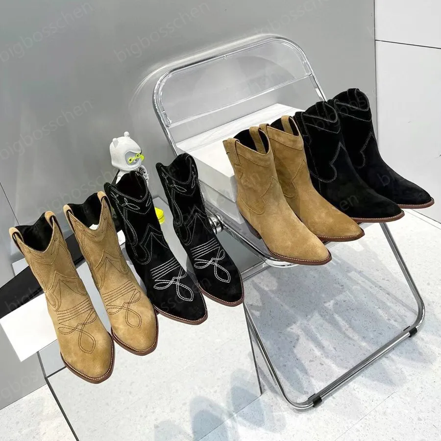 Luxury Designer Shoes Chunky Heel Ankle Boots pekade tår Western Cowboy Boots Carved Motorcykel Kombatstövlar Arc de Triomphe Fashion Women's Knight Roman Booties