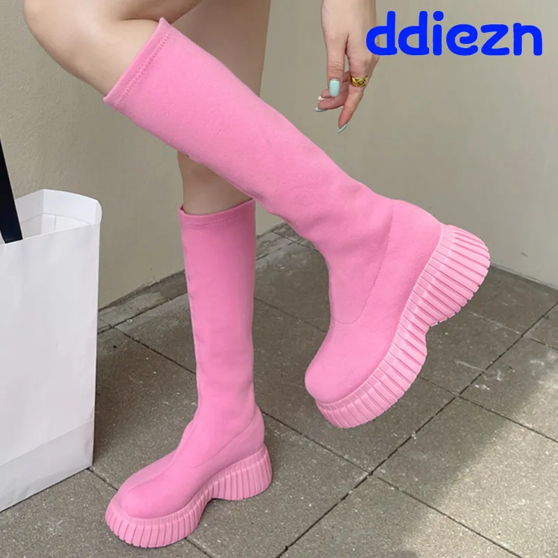 أحذية Boots Pink Ladies Mknee High Flastic Boots في الأحذية ذات الكعب ، تنزلق على الموضة Long Women Boots مع أحذية الأوتاد الأحذية 230804