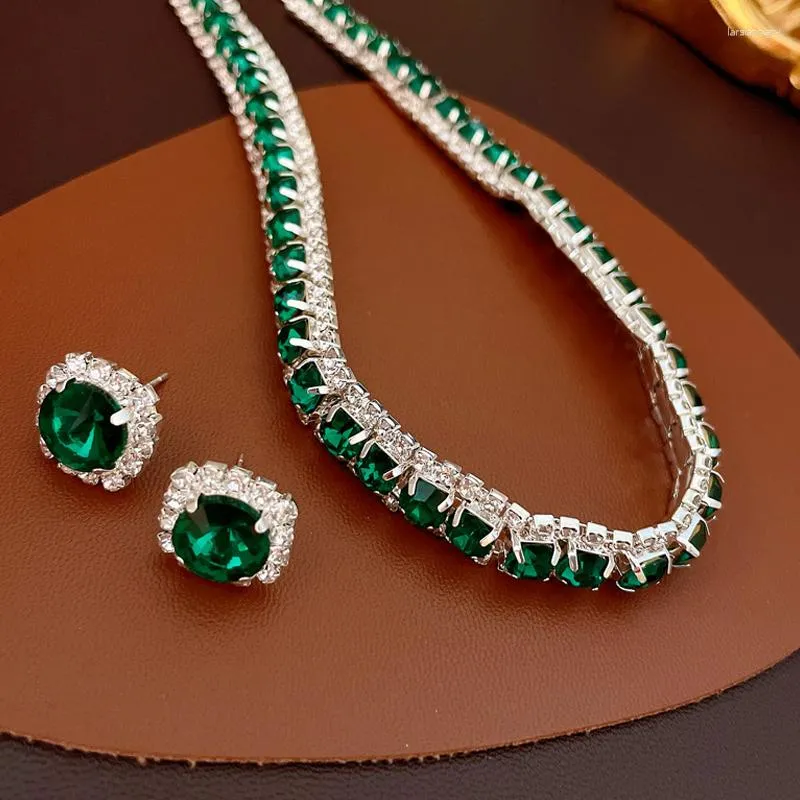 Choker Fashion Green Rhinestone Neck Necklace Light Luxury Women European Two-Piece Wedding Dress Smycken Tillbehör GÅV