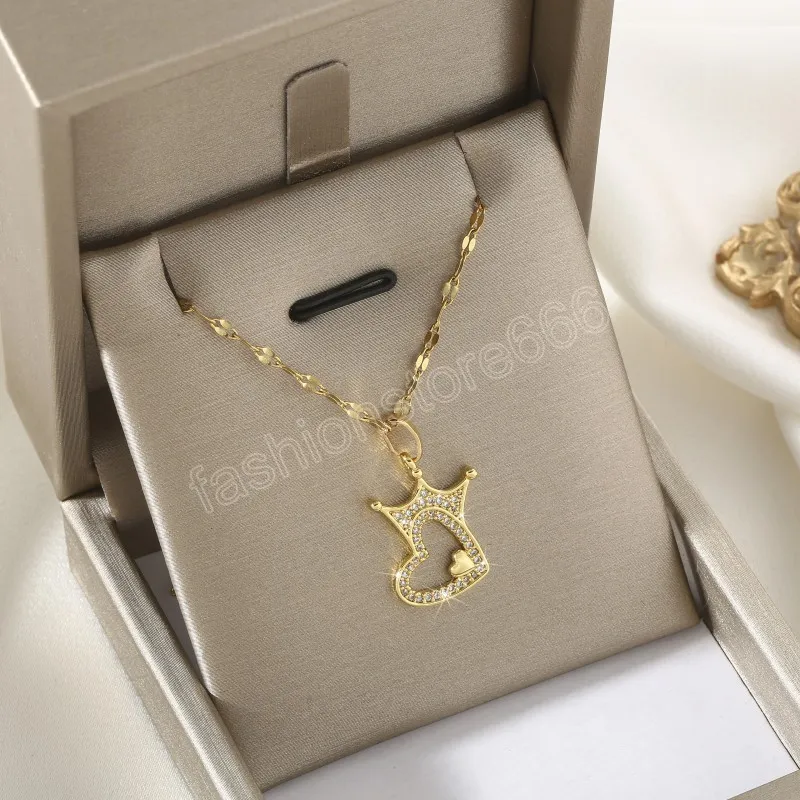 No Fading Heart Zircon Queen Crown Pendant Necklace for Women Personality Wedding Banquet Party Jewelry Gift