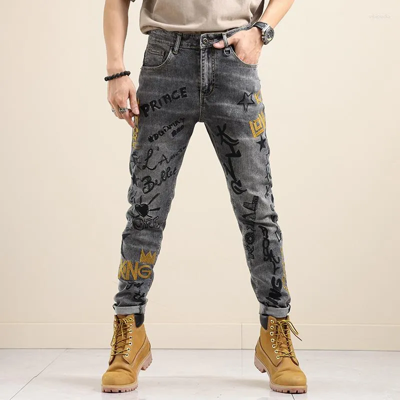 Jeans da uomo Y2K Nero Grigio Street Fashion Pantaloni Ricami stampati Vestibilità dritta elastica impiombata di alta qualità K