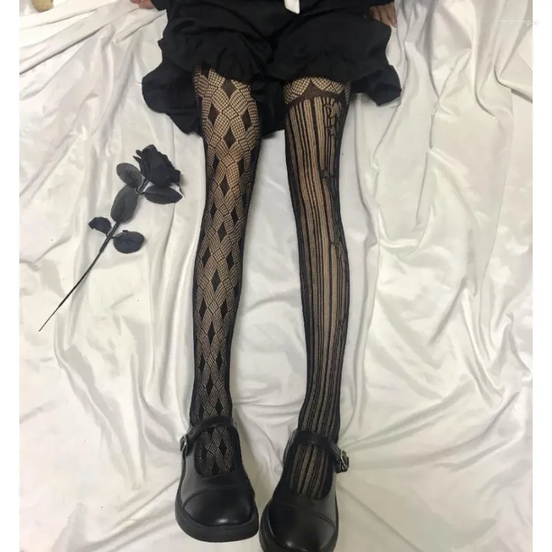 Skarpetki dla kobiet rajstopy anime rajstopy lolita wzorzec fishnet pończochy seksowne harajuku hosiery nylon damski styl JK