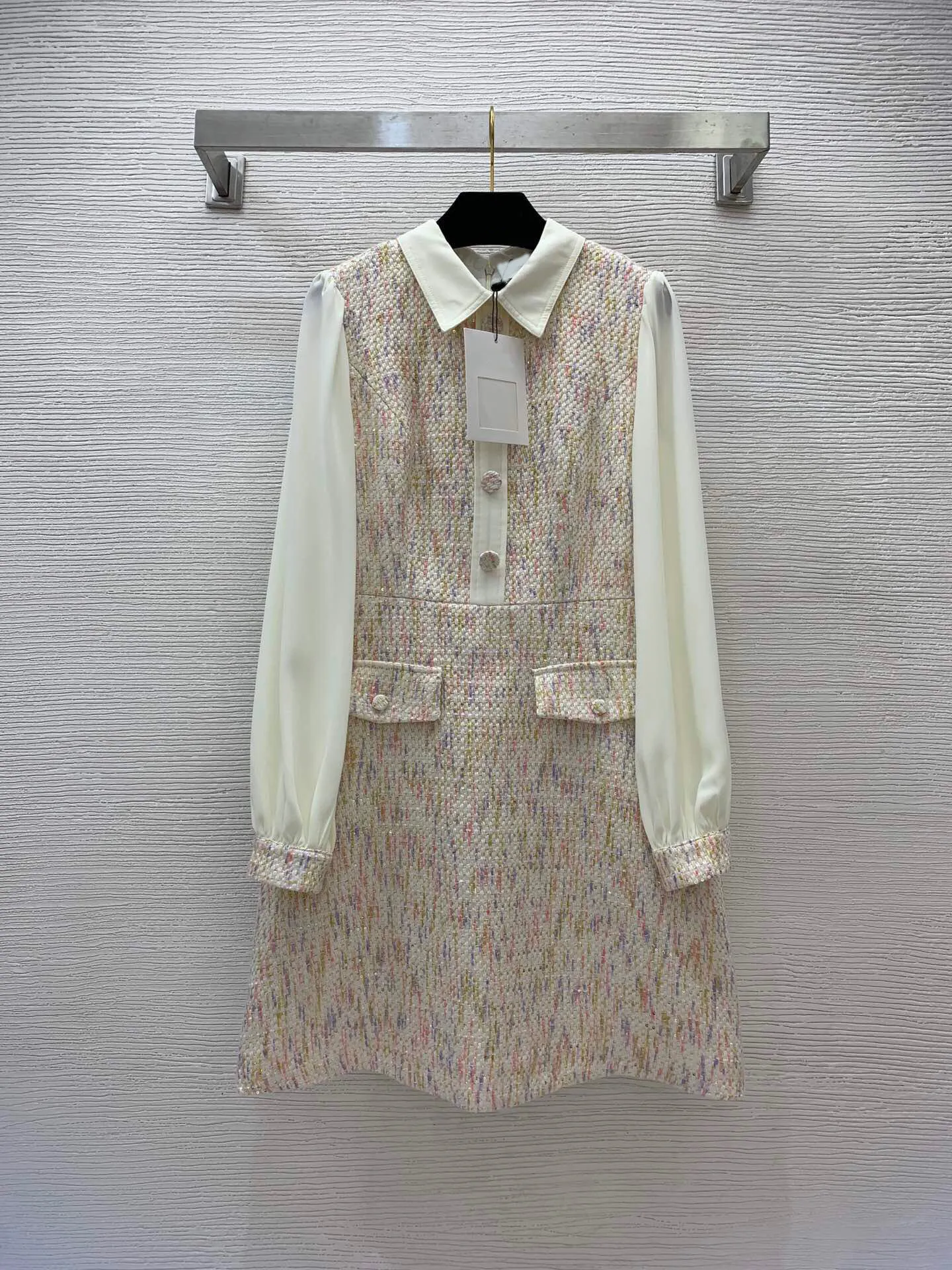 2023 Autumn Ivory Contrast Color Panel Panel Tweed Dress Long Sleeve Lapel Neck -knappar Korta avslappnade klänningar B3G041817 Plus storlek XXL