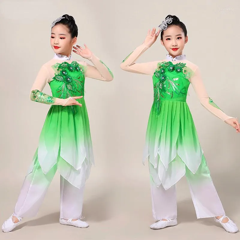 Stadiumkleding Yangko-kleding voor meisjes Oud Chinees kostuum Klassieke stijl Hanfu Dansparaplu Fanshow Prestaties