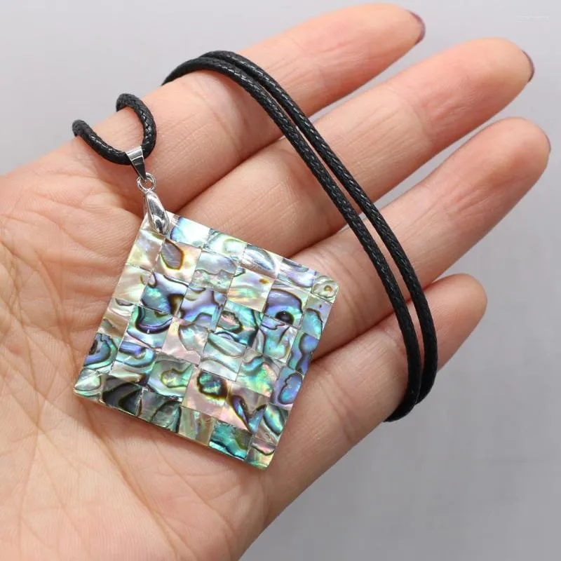 Kedjor Natural Mor till Shell Necklace Abalone Pendant Leather Cord 2mm Charms för eleganta kvinnor älskar romantisk gåva