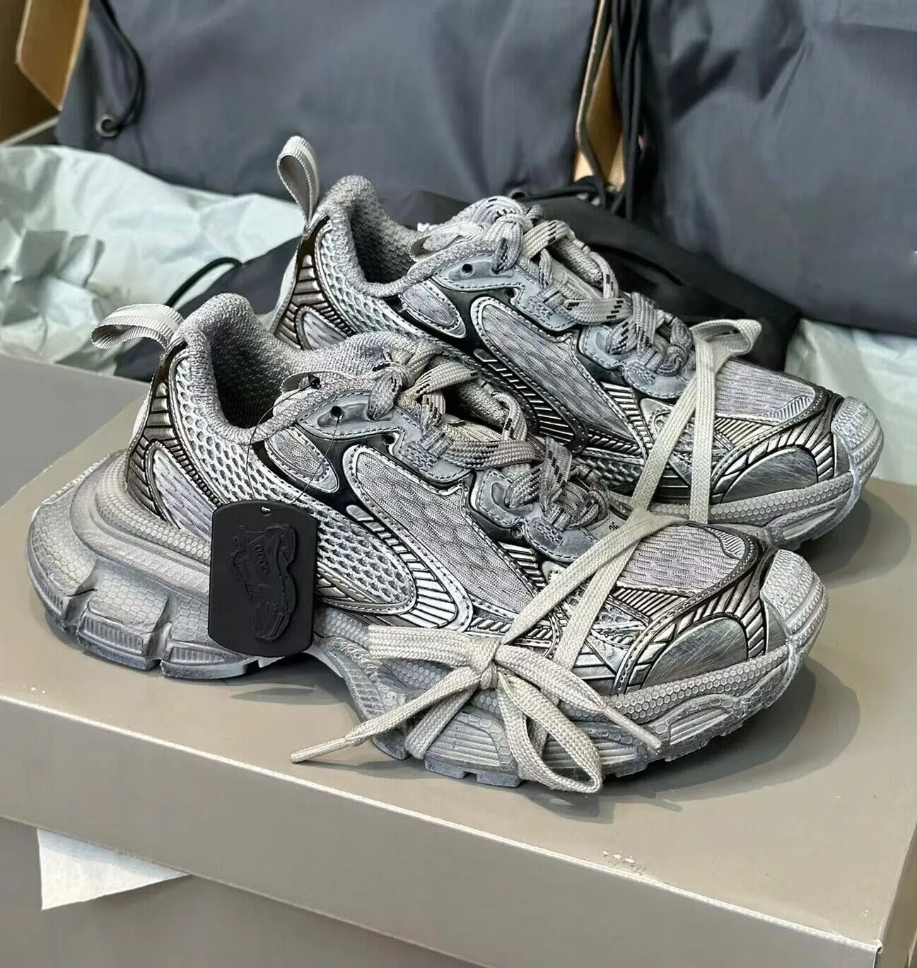 Italië ontwerp 3xl sneakers schoenen track 9 9.0 mannen dames retro sport zwart wit geel mesh nylon gepersonaliseerde schoenveters loper skateboard wandelen