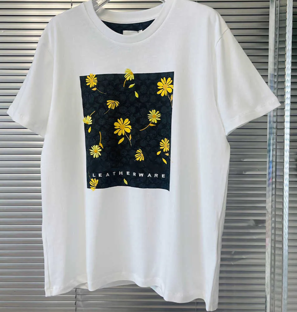 T-shirt da uomo di marche italiane lettera di orso di peluche Stampa grafica per il tempo libero Moda designer di coppia di qualità durevole Nero bianco Abbigliamento da donna per uomo