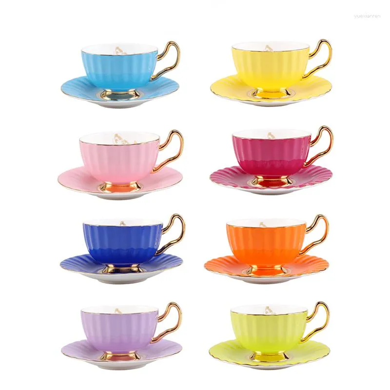 Cups Saucers British High-Quality Coffee Porcelain Butterfly Flower Teacup Saucer Set Afternoon Tea Time Ceramic Cup Gift Girltableware