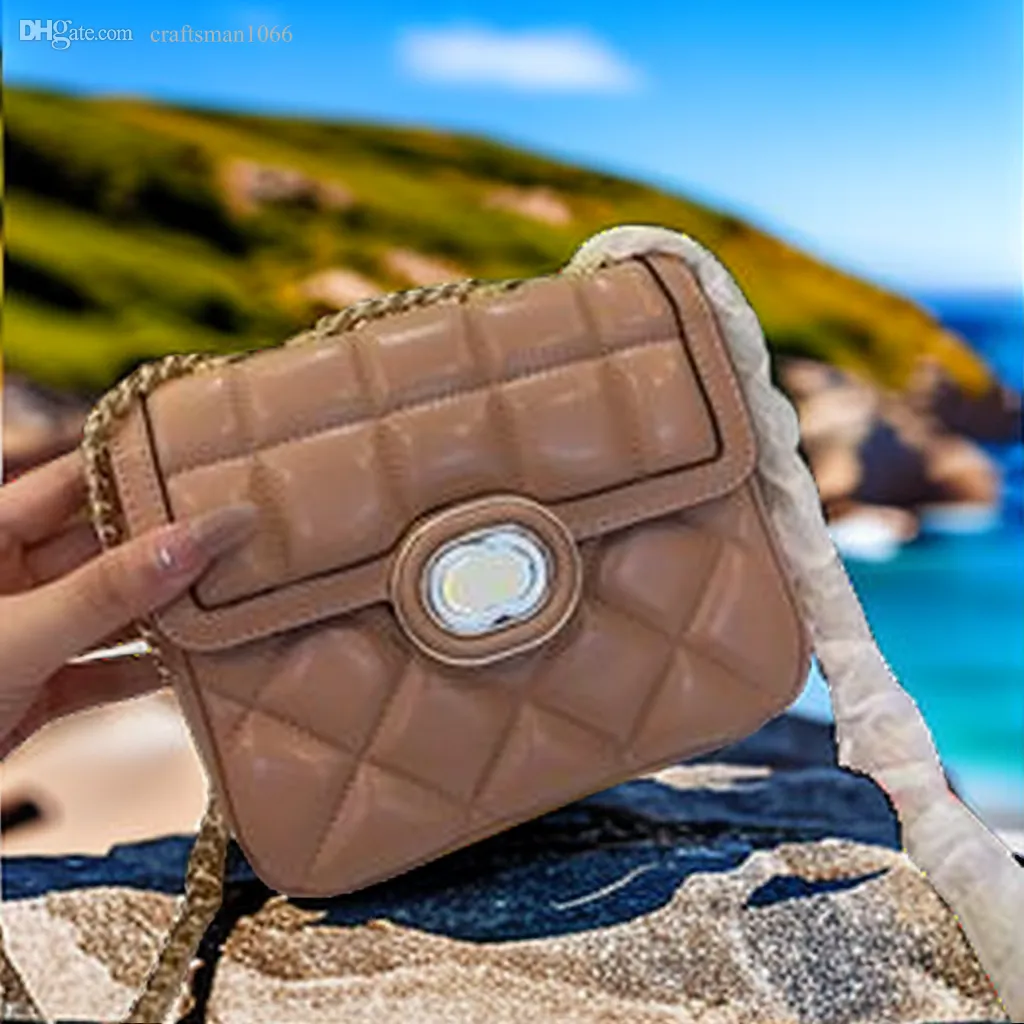 2023 Five Star Quality Lingge Cowhide Women's Bag Black White Small Classic Flap Metal Shoulder Strap Single Shoulder Crossbody Handbag Temperament Young Girl Style