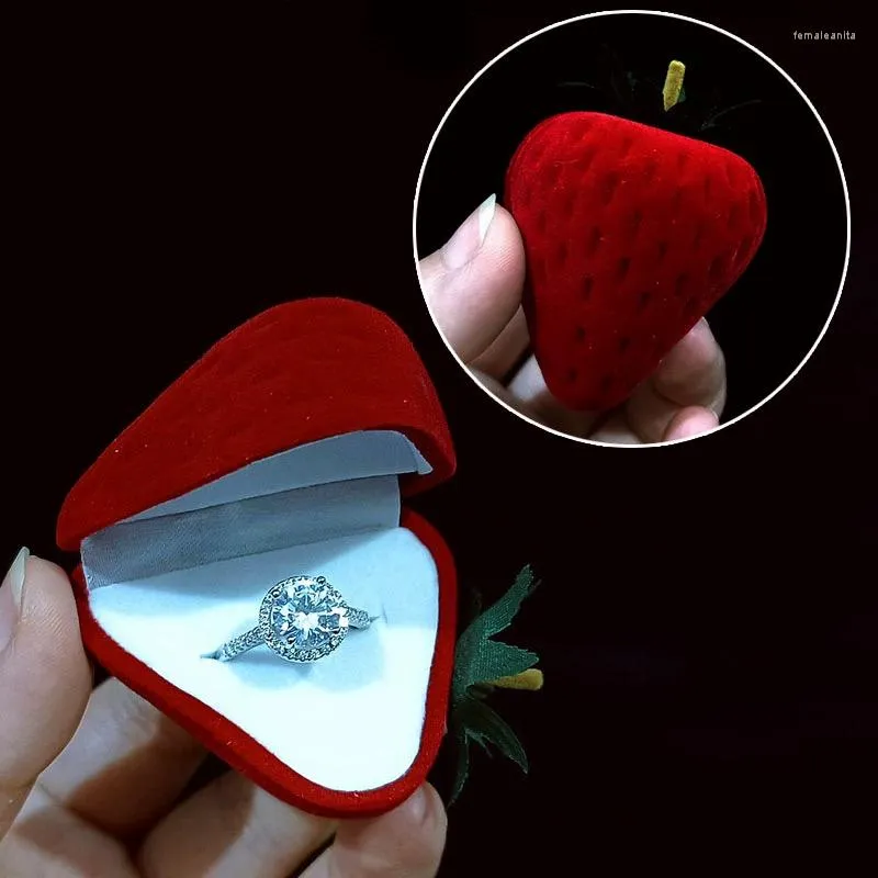 Jewelry Pouches Red Velvet Strawberry Ring Box Wedding Display Case Holder Gift Boxes Romantic Organizer Engagement