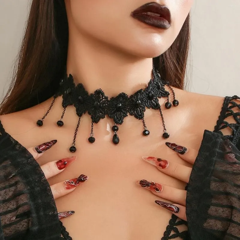 Colares com Pingente Gótico Preto Escuro Renda Gota de Água Colar de Borla para Mulheres Vintage Sexy Corrente de Clavícula Oca Moda Jóias de Halloween