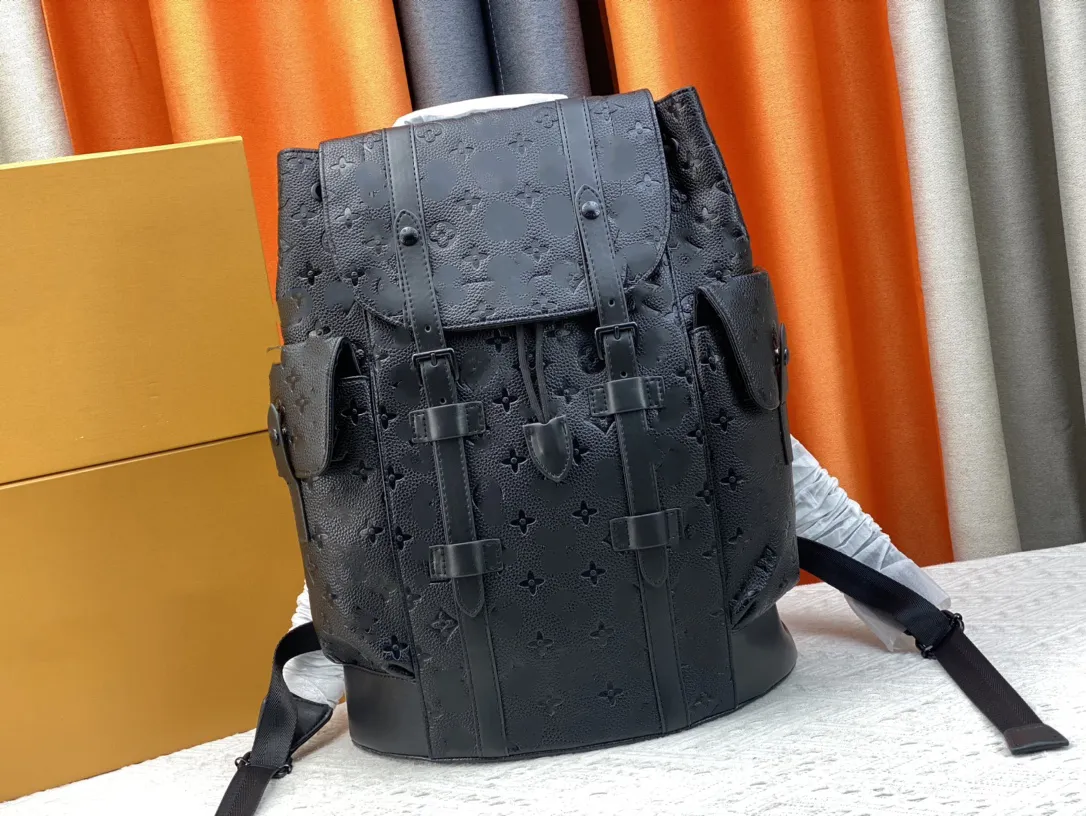 2023 Designer Bag CHRISTOPHER Backpack Fashion Designer Backpack Men's Travel Bag Retro Design Large Capacity Backpack Backpack Simple and Elegant