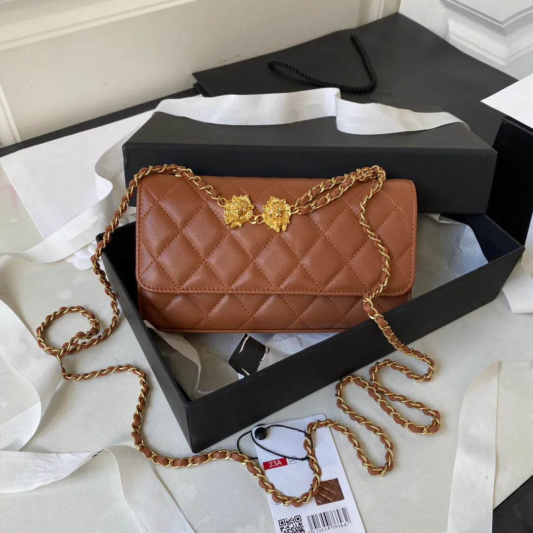 Soft Sheepskin Leather Shoulder Bag with Lion Sculpture Black Brown Blue White Fashion Clutch Purse for Women