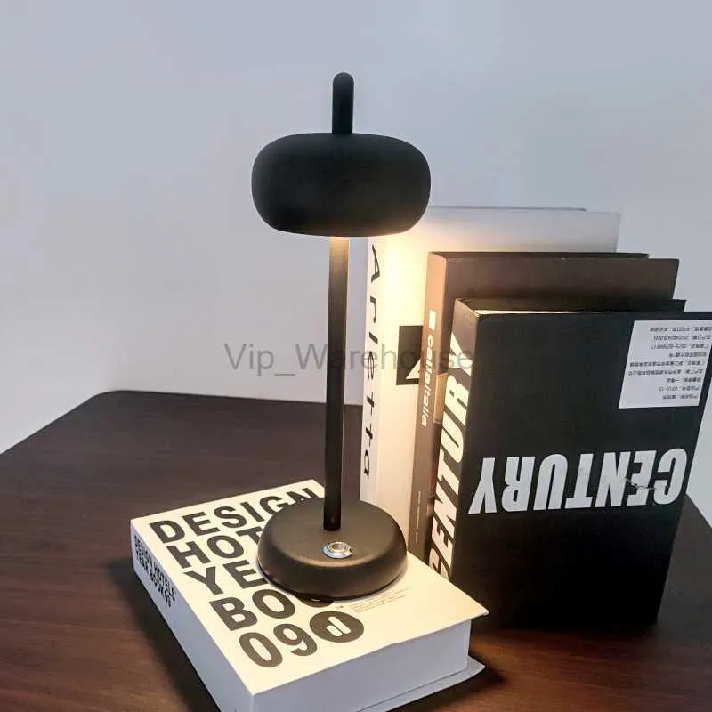 Cirkulär bordslampa LED Konstdesign trådlös bordslampa Bedside Lamp Bedroom Lamp Portable Desk Lamp Home Decoration HKD230807