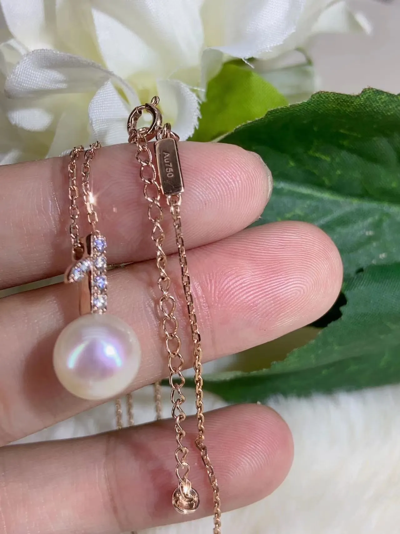 Tasaki 18kt white gold Akoya pearl diamond earrings