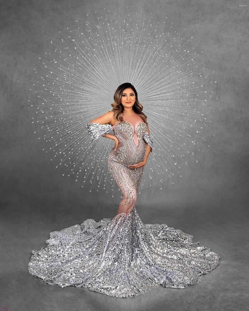 Casual Dresses Luxury Silvery Sequins Long Mermaid Maternity Gowns Sheer Mesh Necklines Sparkle Crystal Pregnancy Women To Pography