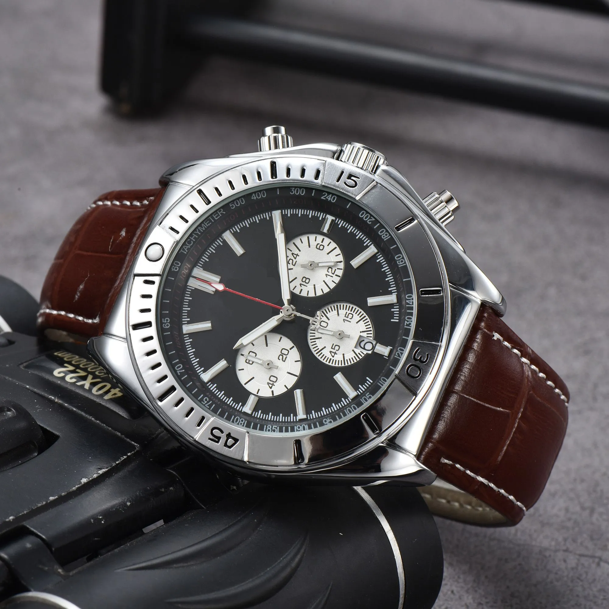 2023 New Mens Watch Quartz Luxury Navitimer B01 Dial Brand Chronograph Belt Steel Steel Bess Высококачественные наручные часы AQ4