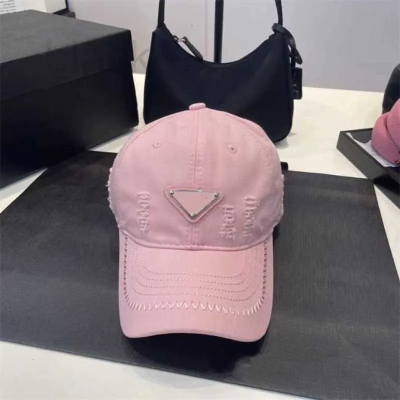 Casquettes de baseball Designer American Baseball Hat Soft Top Wide Brim Deep Women's Summer Sunscreen Covering Face Triangle Label Duck Tongue Men's Fashion 7IHZ