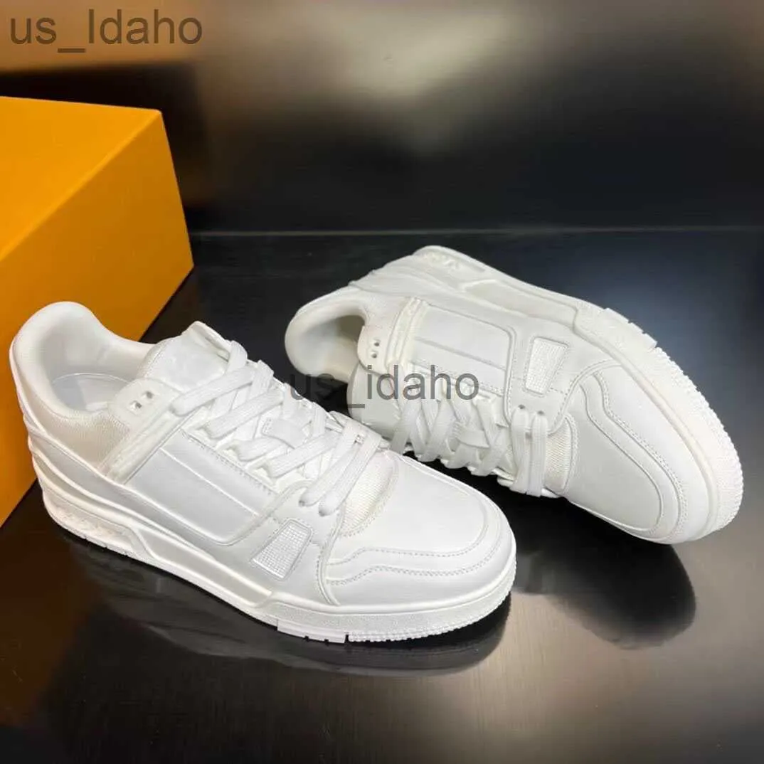 Chaussures habillées Top Marque Vintage Hommes Baskets Chaussures Denim Bule Noir Fleur Semelle En Caoutchouc Abloh Laceup Baskets Virgil Party Robe De Mariée Planche À Roulettes Marche J230807