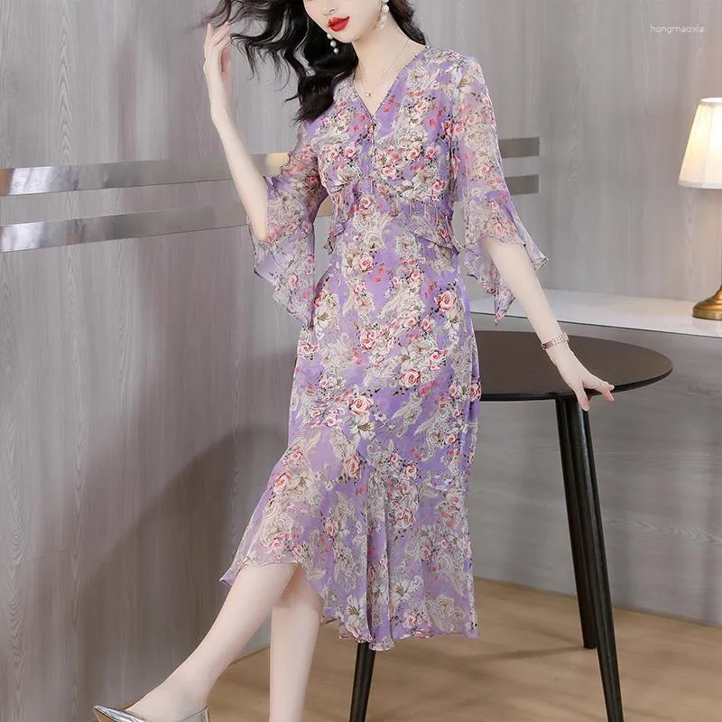 Casual Dresses 2023 Summer Luxury Silk Floral V-neck Midi Dress Women Elegant Evening Holiday Chic Pretty Party