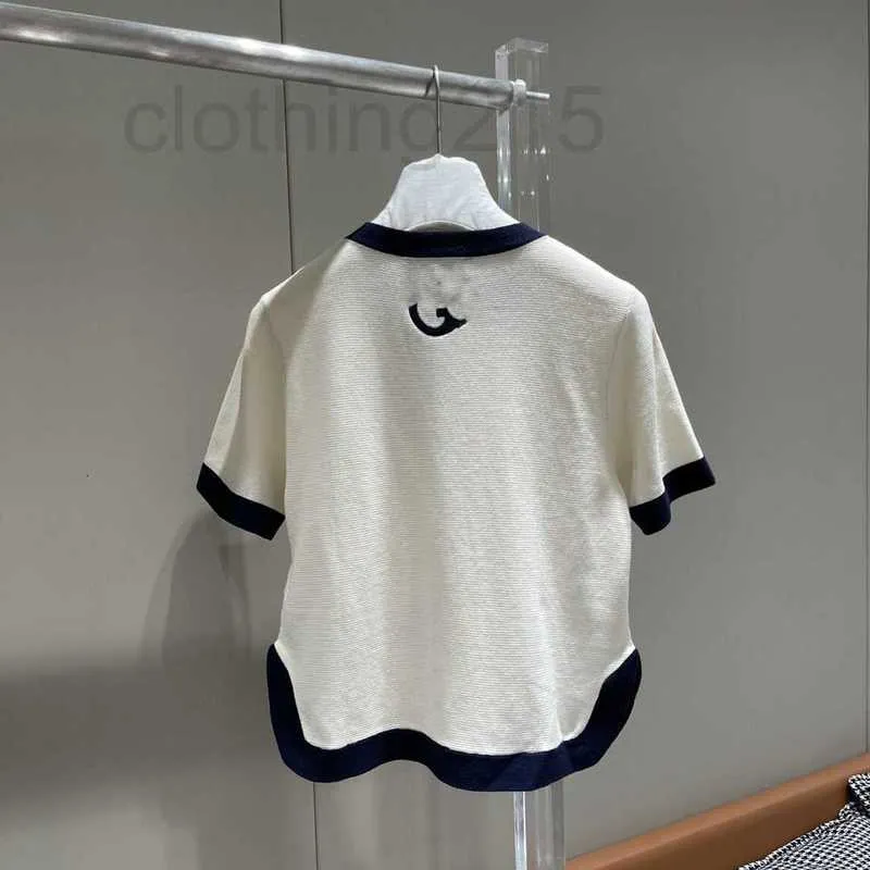 Women's Knits Tees Designer 2023 Summer New G High Academy Style Temperament Verminderde leeftijd Blauwe en witte rand Contrast korte mouw gebreide top JX95