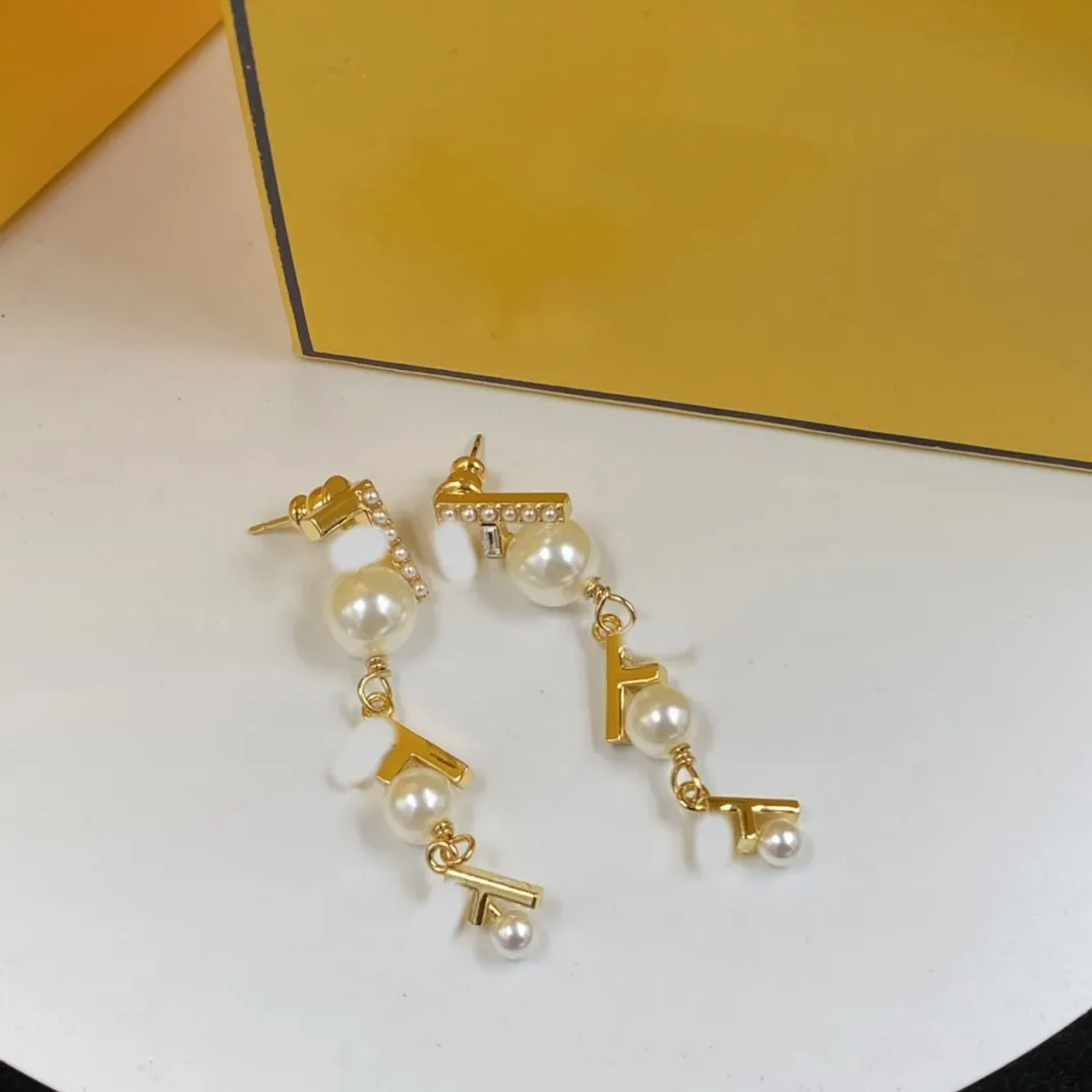 Fashion Ear Stud For Women Luxury Charm Hoop Earrings Gold F Ear Studs Brand Designer Jewelry Bangle Necklace Lady Elegant Earring 11