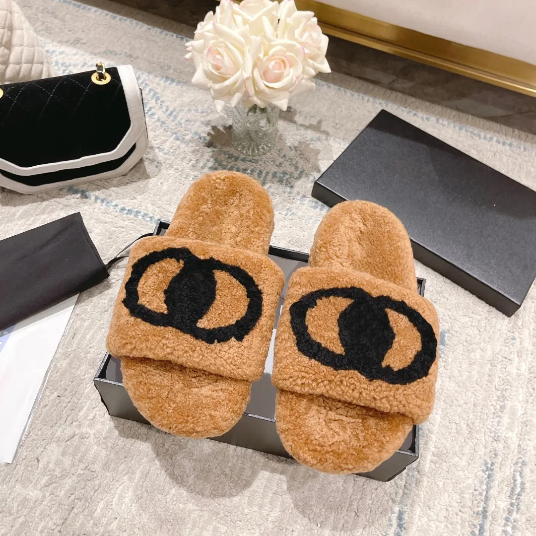 Fuzzy thong house shoes 2025