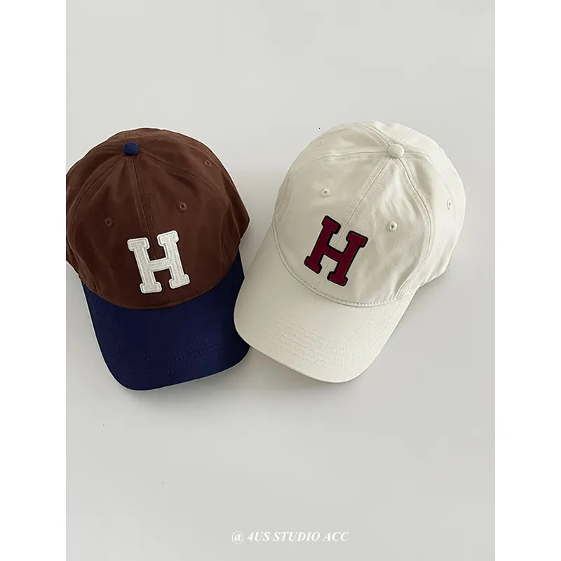 Ball Caps Street Lovers Wild Big Head Circumference H Alphabet Peaked Cap Womens Retro Baseball Men 230808