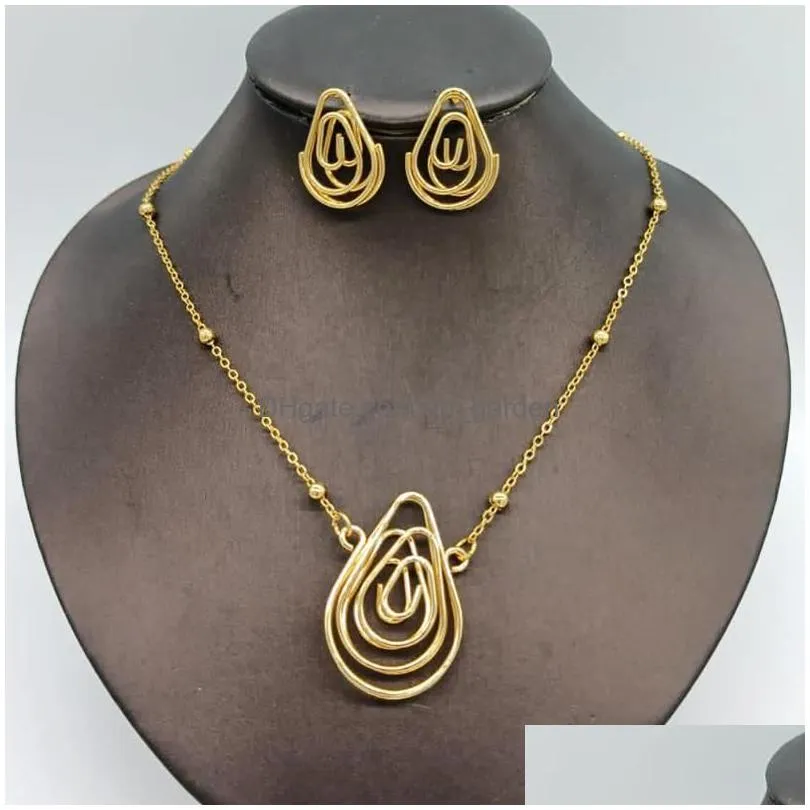 Earrings Necklace Set Gold Color Jewelry For Women Arabic Bride Morocco Hollow Copper Earring Algeria Chain Drop Delivery S Dhgarden Dh5Bs