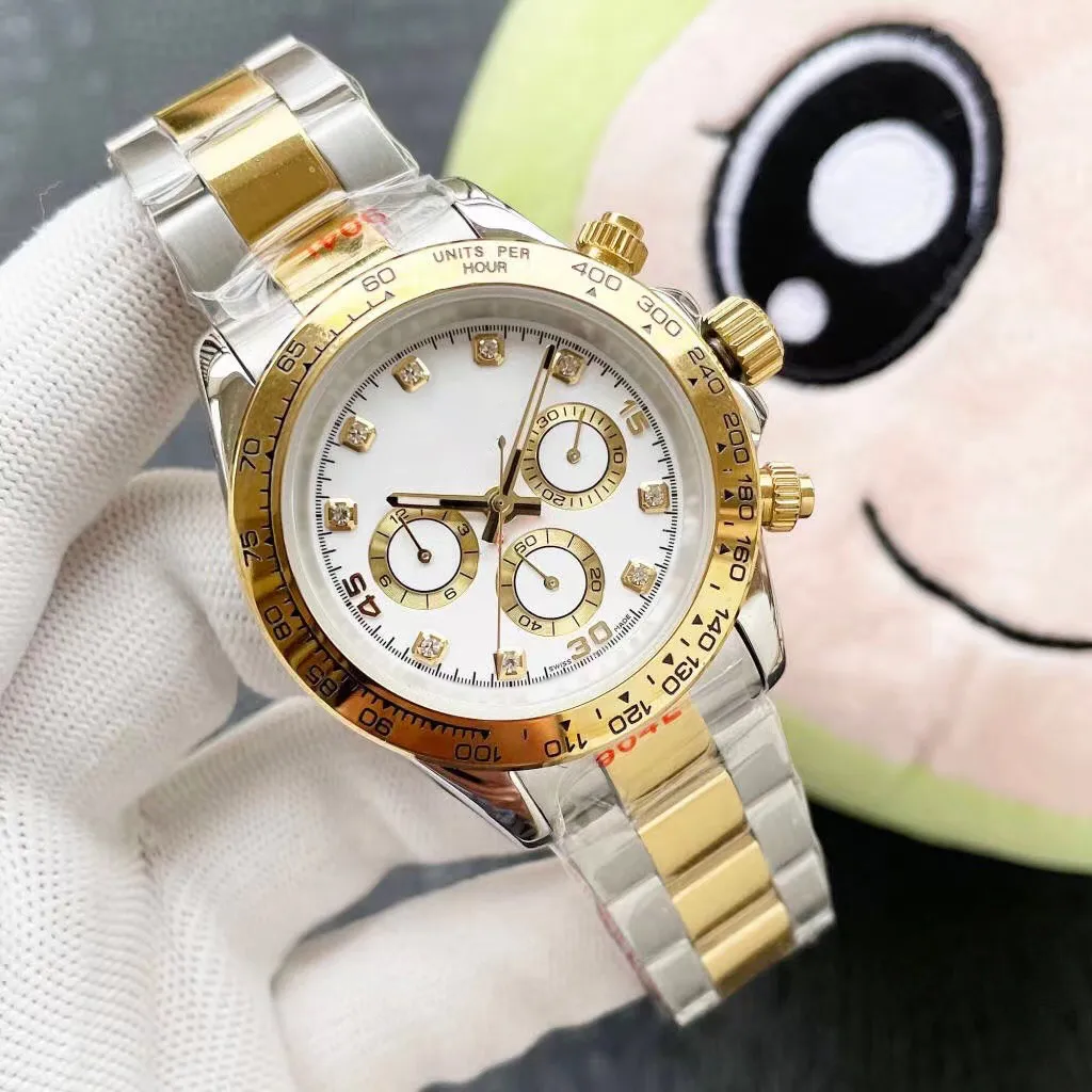 Moda Mens Watch Diamond Watchs Otomatik Mekanik Tasarımcı Saatler Safir 40mm Spor Kauçuk Kayış Kol saati Montre De Luxe Paslanmaz Çelik