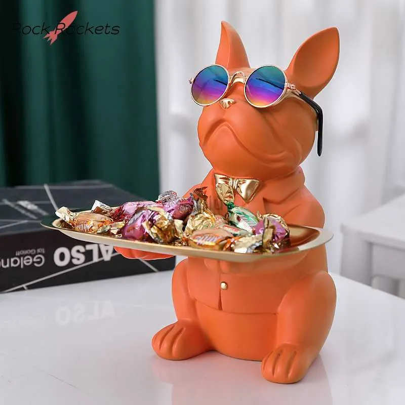 R R Creative Gentleman Dog Cenicero Decoraciones caseras personalizadas para llaves Candy Fruit Tray Adornos de almacenamiento Accesorios para fumar HKD230808