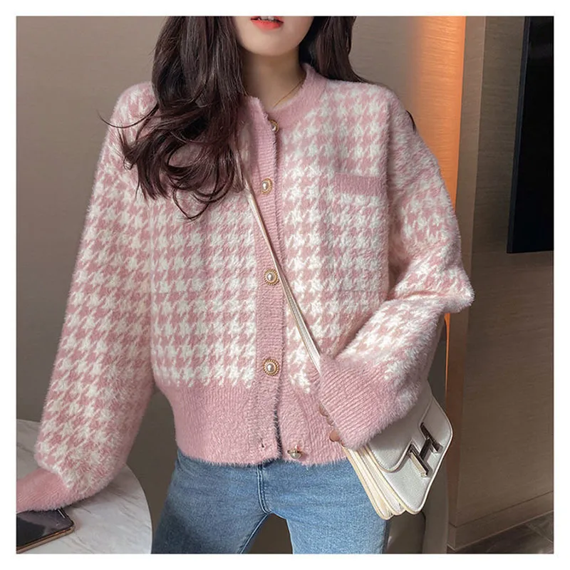 Women's Knits Tees Korean Pink Houndstooth Short Sweater Cardigan Women Elegant Faux Mink Cashmere Knitwear Winter Vintage O-Neck Knitted Coat 230807