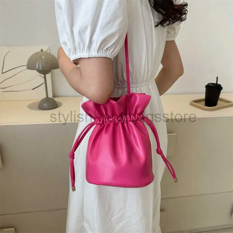 Drawstring Small Bag Women's Mini Solid Soft Leather 2023 New One Shoulder Crossbody Bag with Western Texture Popular PU Bucket Bagstylishhandbagsstore