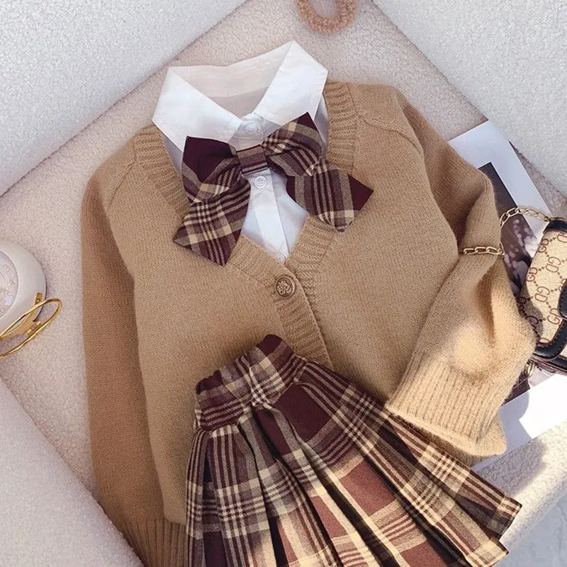 Conjuntos de roupas primavera outono meninas terno camisa de algodão suéter casaco saia plissada 3 pçs infantil jk suéter cardigã 230808