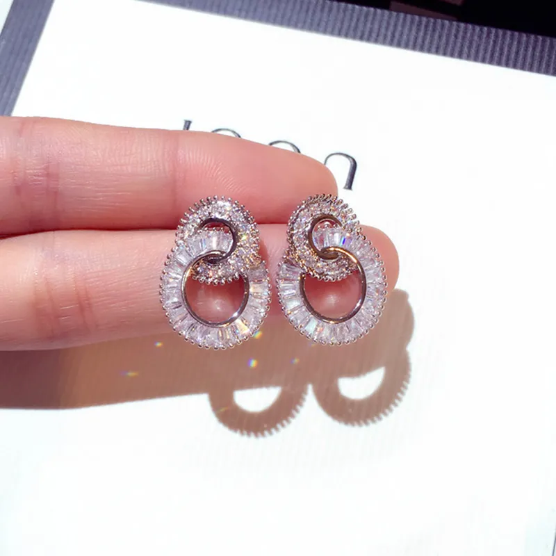 Stud Arrive Double Circle Shine Zircon Boucle d'oreille pour les femmes Romantique AAA Bling Drop Ear Ring Bijoux Brincos 230807