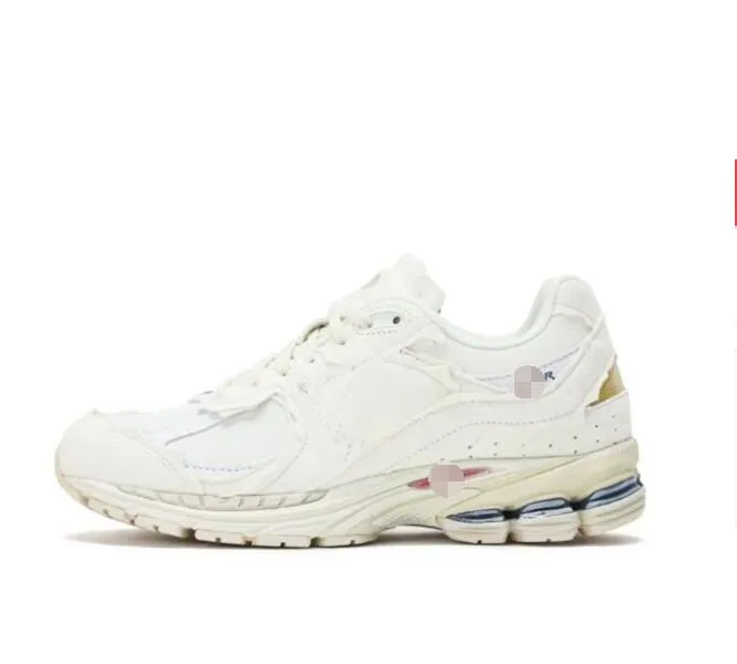 Old man top running shoes