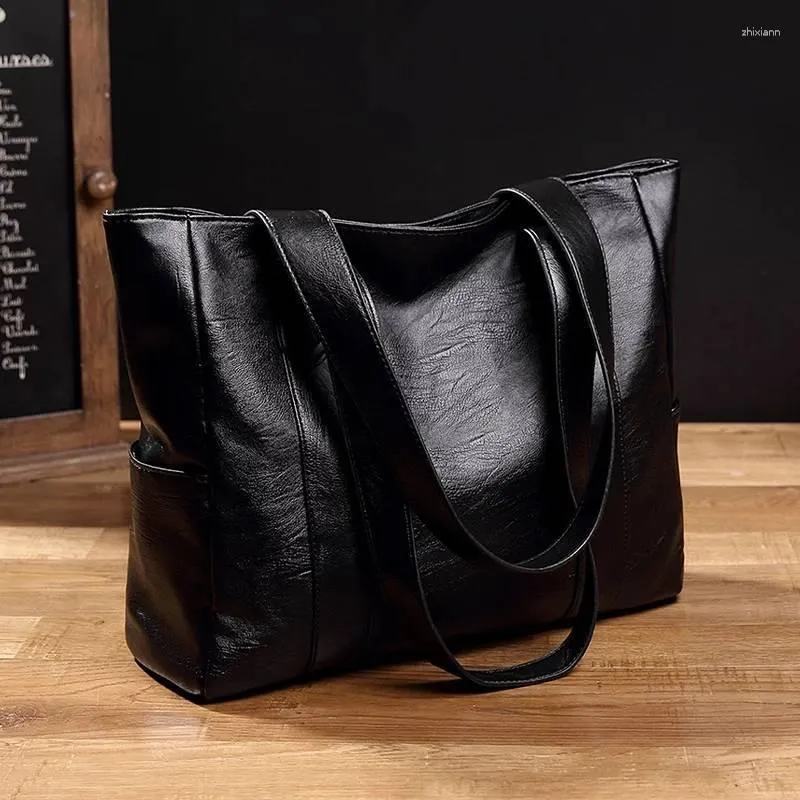 Borse da sera Borsetta da donna Tutto-fiammifero Borsa a tracolla semplice Grande grande capacità Borsa da donna in pelle PU Mano nera