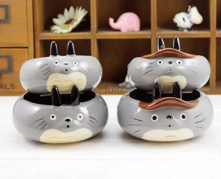 Kreskówka Anime Action Drukowana Totoro Cat Ceramic Gray Creative Palers Piękne popielniczki palenia akcesoria Dekoracja lalki HKD230808