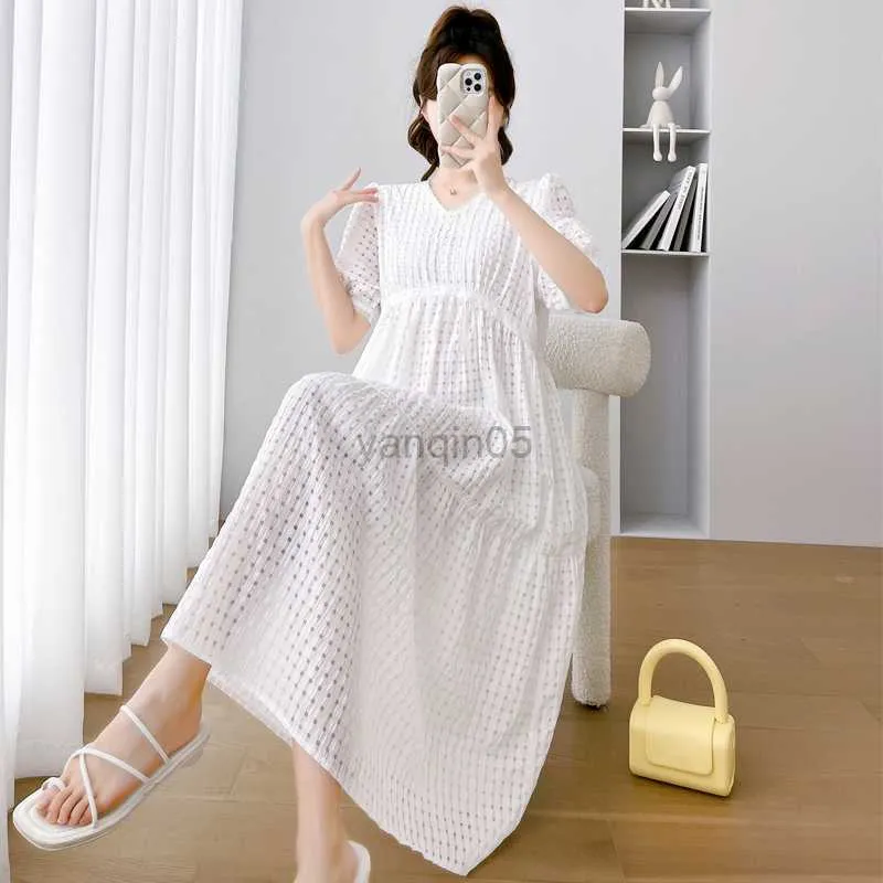 Moderskapsklänningar 2339# 2023 Summer Korean Fashion Hollow Out Chiffon Maternity Long Dress Nya eleganta snygga lösa kläder för gravida kvinnor HKD230808