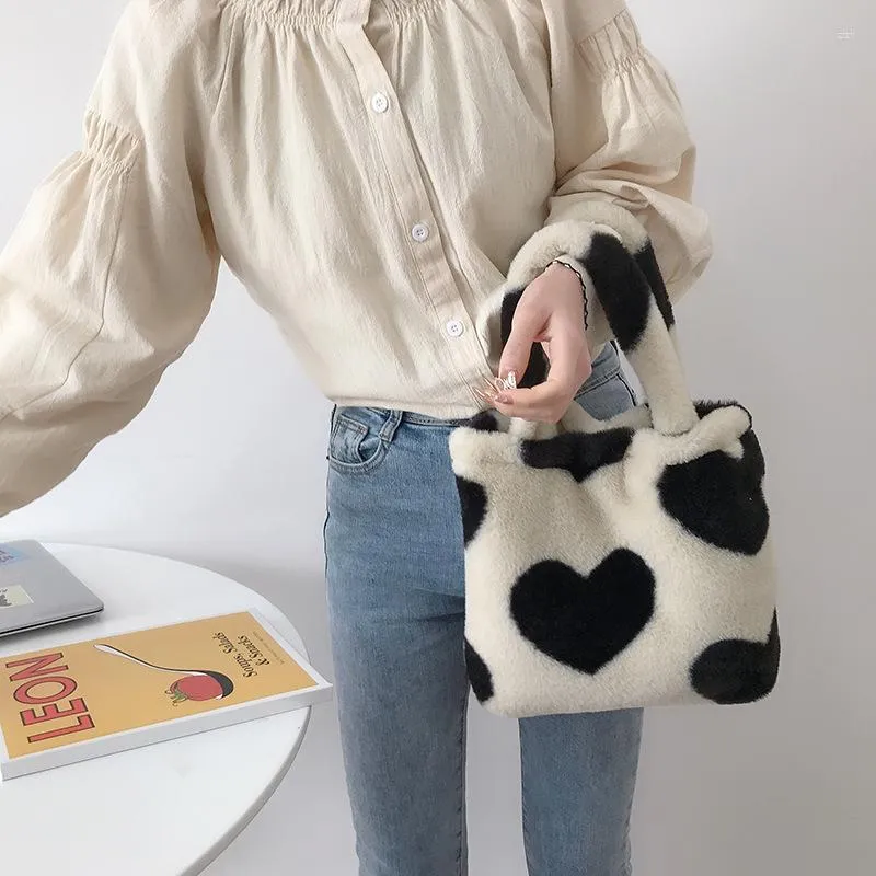 Sacs de soirée mignon doux en peluche femmes petite épaule fausse fourrure femme fourrure sac fourre-tout noir amour coeur Y2k pochette sac à main sacs à main