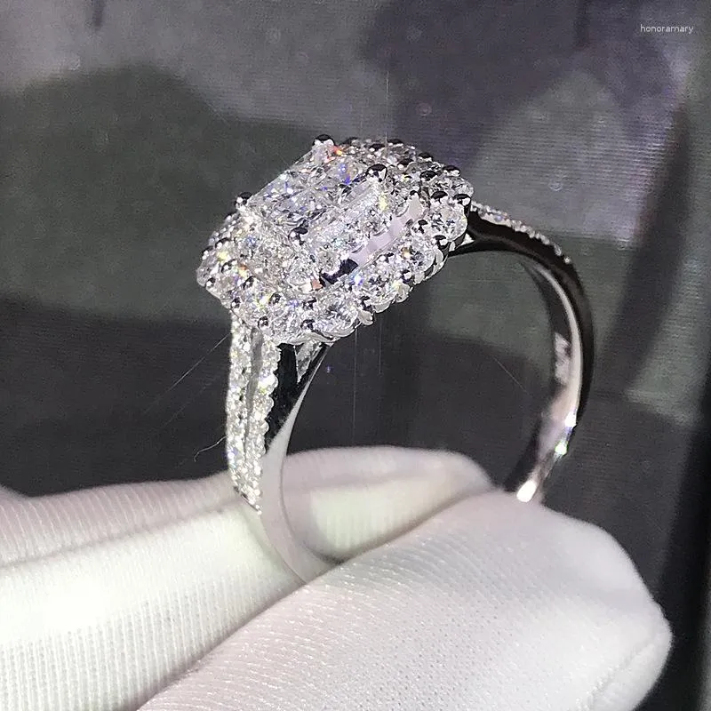 Кластерные кольца Женское микро -сетевое циркон обручальное кольцо оптом прямые продажи роскошные ювелирные украшения 925 серебря